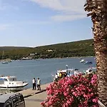 Guest house Teos