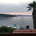 Teos Guest house 4*