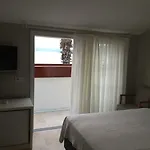 Guest house Teos 4*
