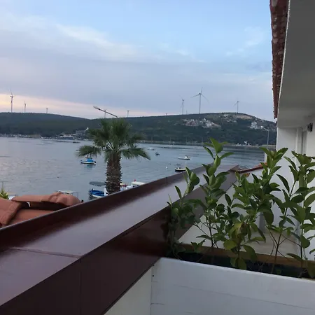 Teos