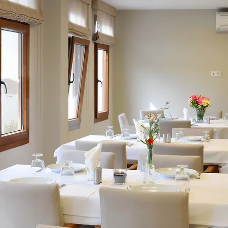 Guest house Teos 3*